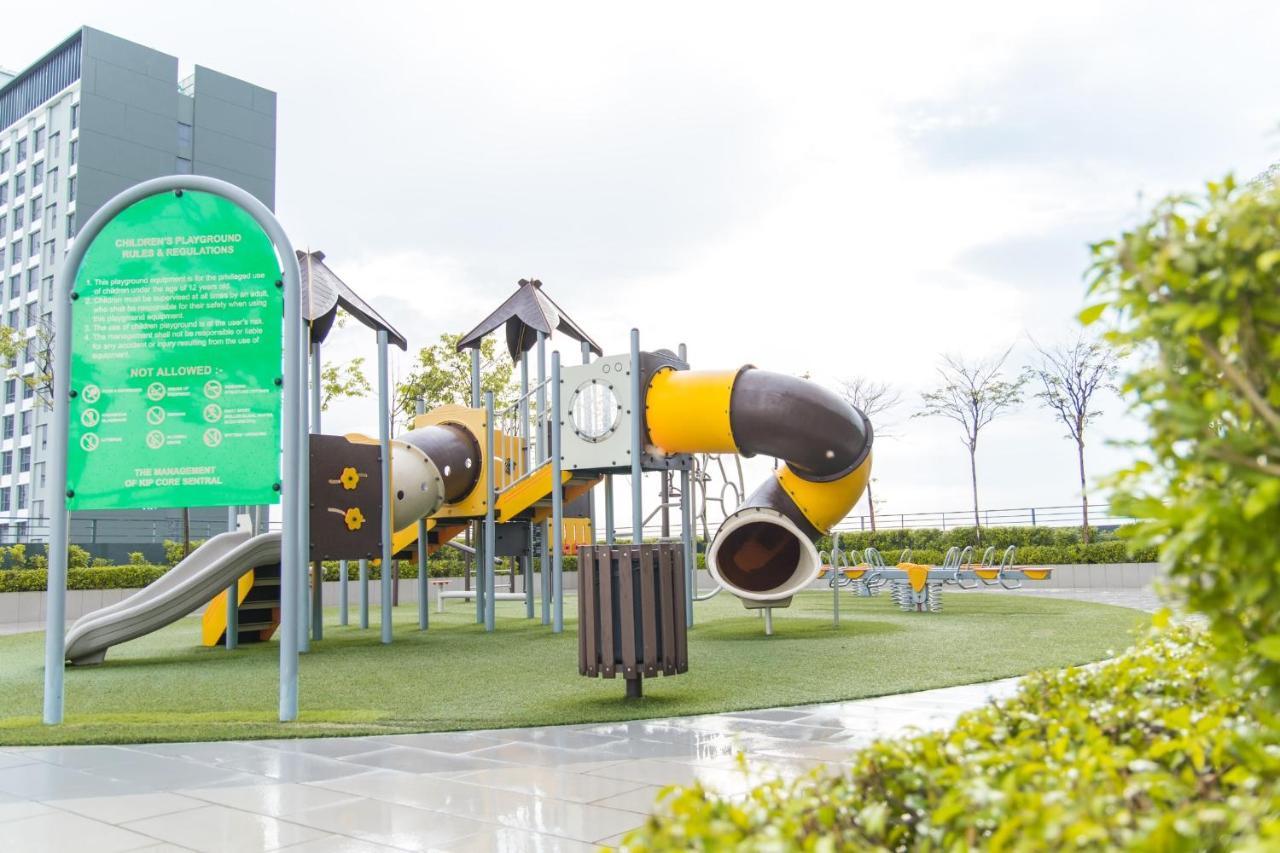 Fxa Core Soho Klia 1 & 2 Free Wifi * Sepang